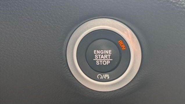 2024 Chrysler Pacifica Plug-In Hybrid S Appearance