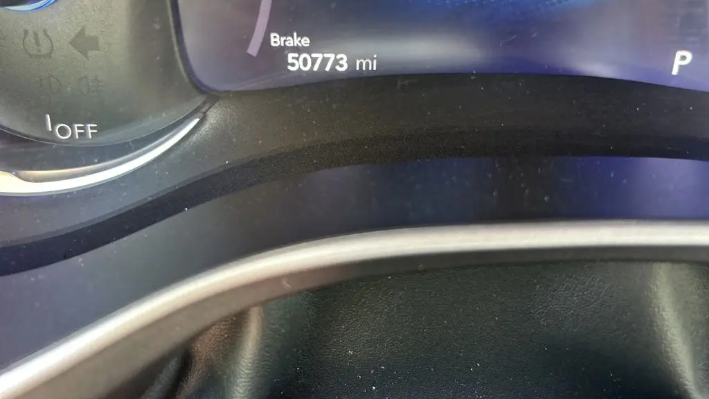 2024 Chrysler Pacifica Plug-In Hybrid Road Tripper