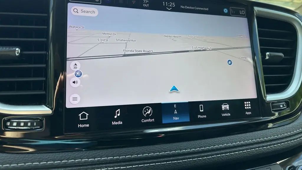 2024 Chrysler Pacifica Plug-In Hybrid Road Tripper