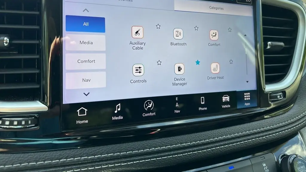 2024 Chrysler Pacifica Plug-In Hybrid Road Tripper