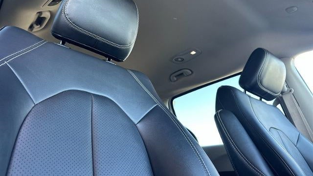 2024 Chrysler Pacifica Plug-In Hybrid Road Tripper