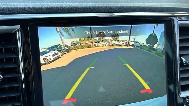 2024 Chrysler Pacifica Plug-In Hybrid Road Tripper