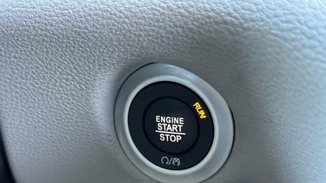 2024 Chrysler Pacifica Plug-In Hybrid Road Tripper
