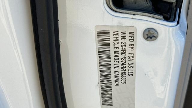 2024 Chrysler Pacifica Plug-In Hybrid Road Tripper