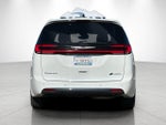 2024 Pacifica Plug-In Hybrid Thumbnail 4