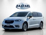 2024 Pacifica Plug-In Hybrid Thumbnail 7