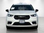 2024 Pacifica Plug-In Hybrid Thumbnail 8