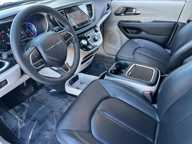 2024 Chrysler Pacifica - $25,000
