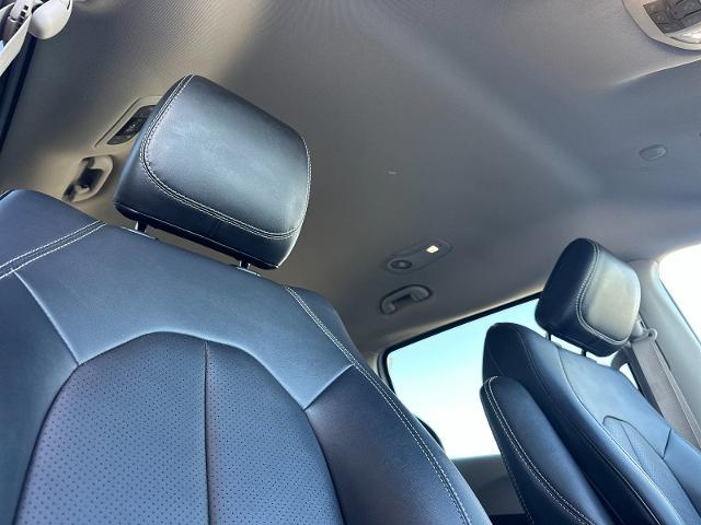 2024 Chrysler Pacifica - $25,000