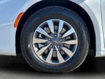 2024 Pacifica Plug-In Hybrid Thumbnail 26