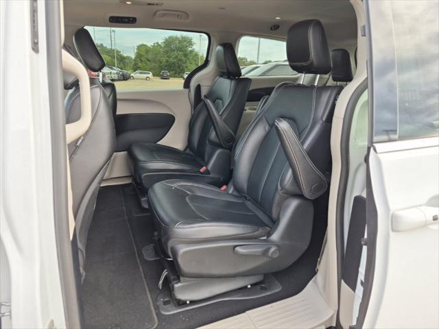 2024 Chrysler Pacifica - $21,953