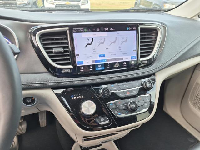 2024 Chrysler Pacifica - $21,953