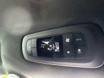 2025 Pacifica Plug-In Hybrid Thumbnail 36