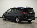 2025 Pacifica Plug-In Hybrid Thumbnail 5