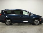 2025 Pacifica Plug-In Hybrid Thumbnail 8