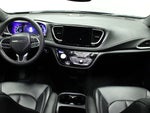 2025 Pacifica Plug-In Hybrid Thumbnail 19