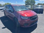 2023 Pacifica Plug-In Hybrid Thumbnail 4