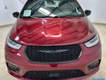 2023 Pacifica Plug-In Hybrid Thumbnail 8