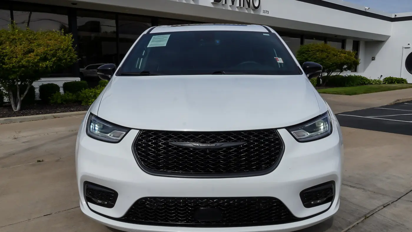 2023 Chrysler Pacifica Plug-In Hybrid Limited