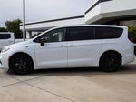 2023 Pacifica Plug-In Hybrid Thumbnail 4