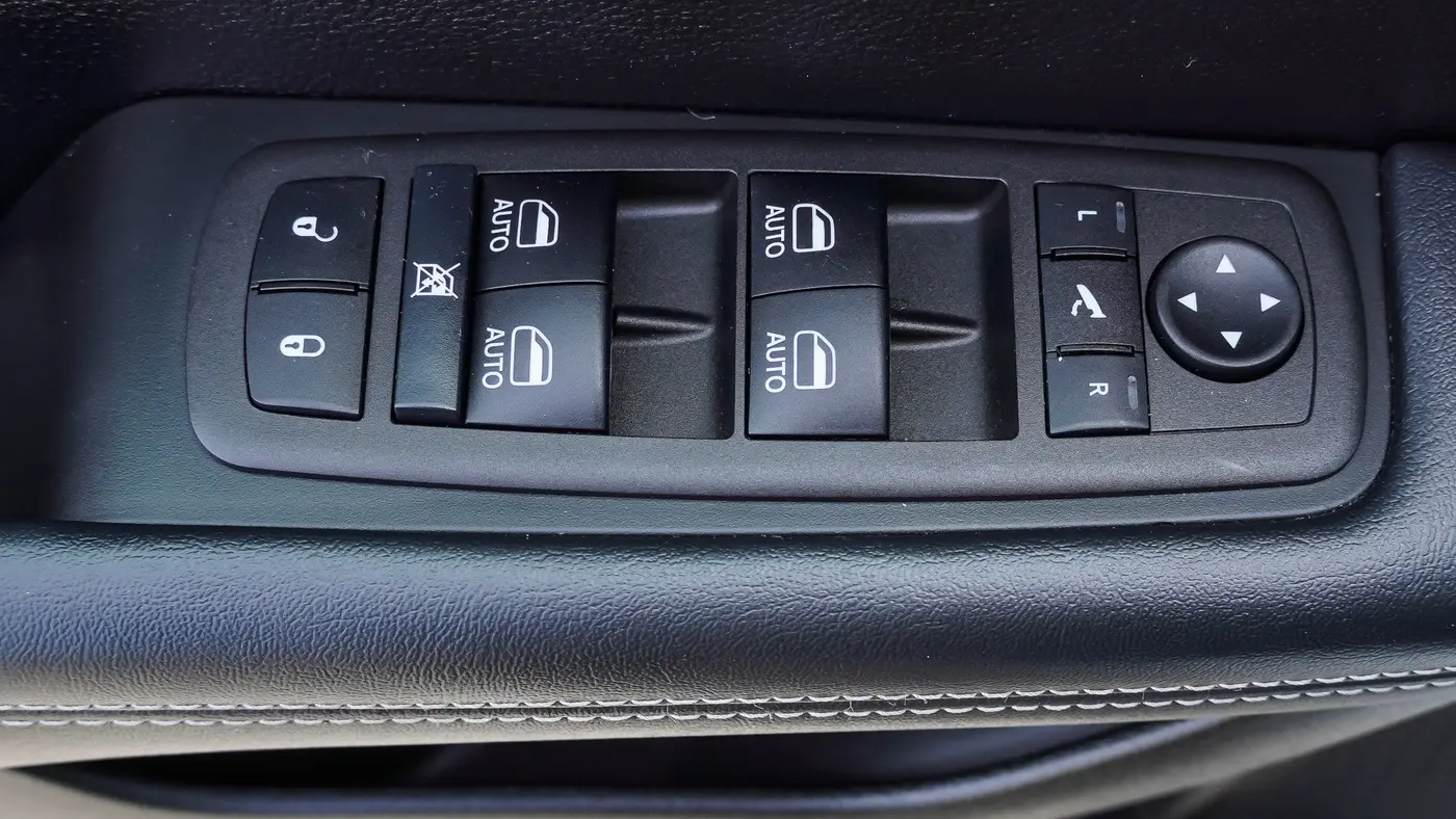 2023 Chrysler Pacifica Plug-In Hybrid Limited