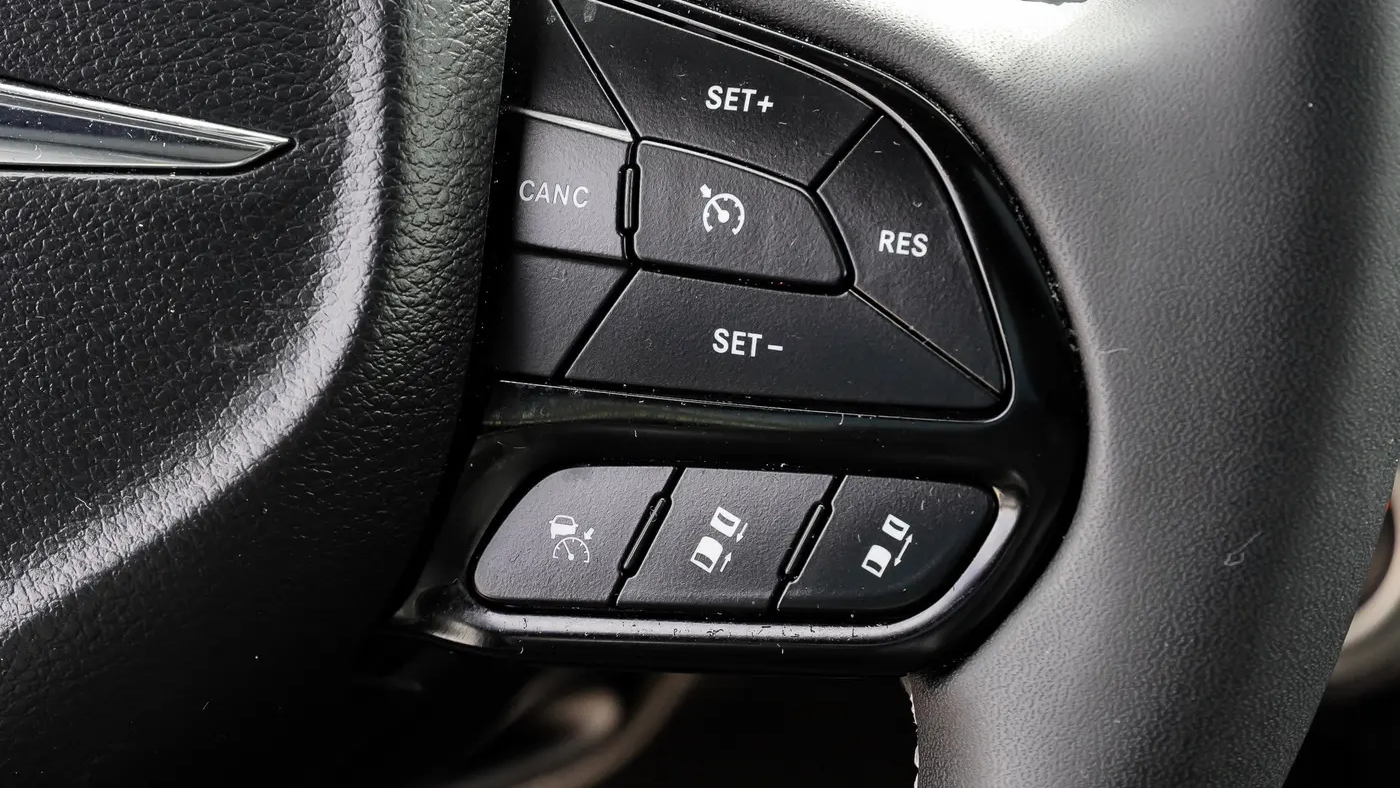 2023 Chrysler Pacifica Plug-In Hybrid Limited