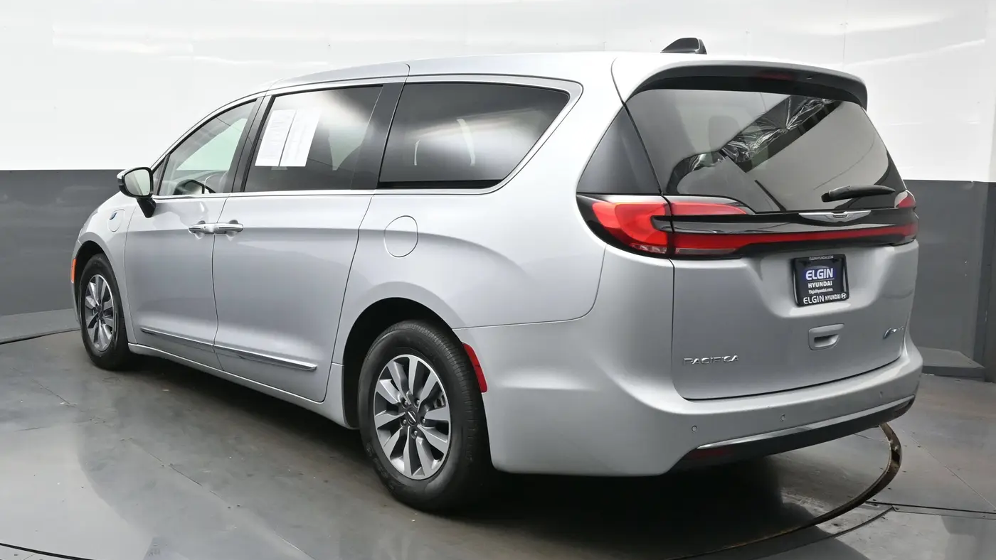2023 Chrysler Pacifica Plug-In Hybrid Limited