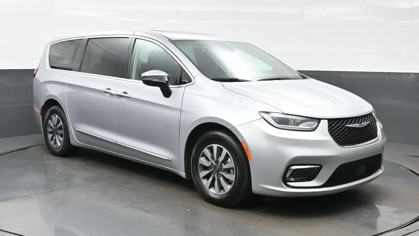 2023 Chrysler Pacifica Plug-In Hybrid Limited