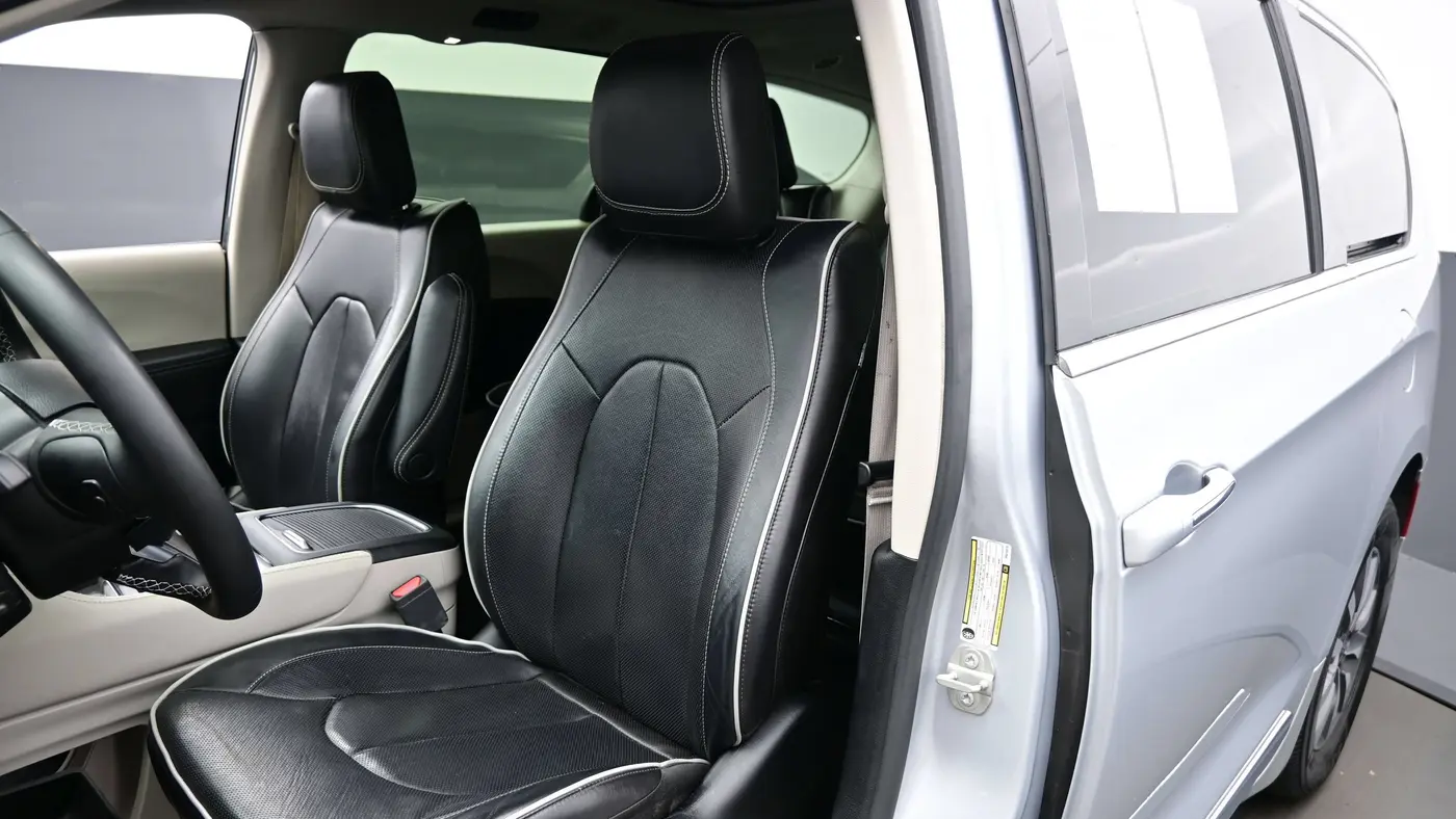 2023 Chrysler Pacifica Plug-In Hybrid Limited