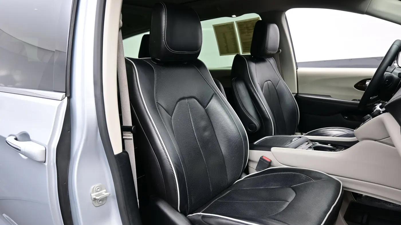 2023 Chrysler Pacifica Plug-In Hybrid Limited
