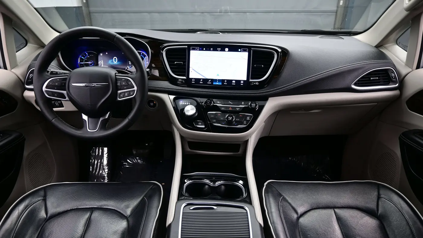 2023 Chrysler Pacifica Plug-In Hybrid Limited