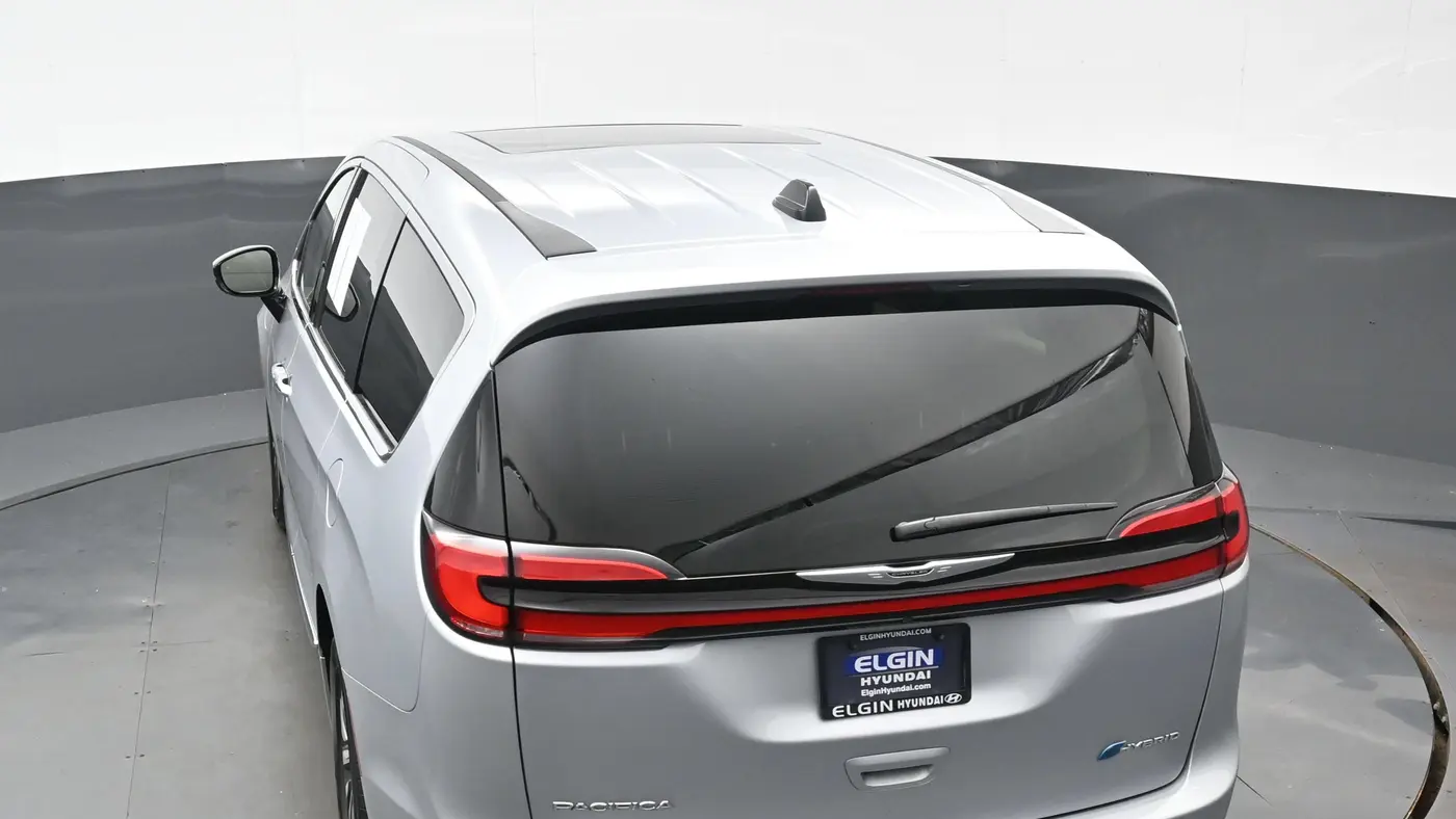 2023 Chrysler Pacifica Plug-In Hybrid Limited