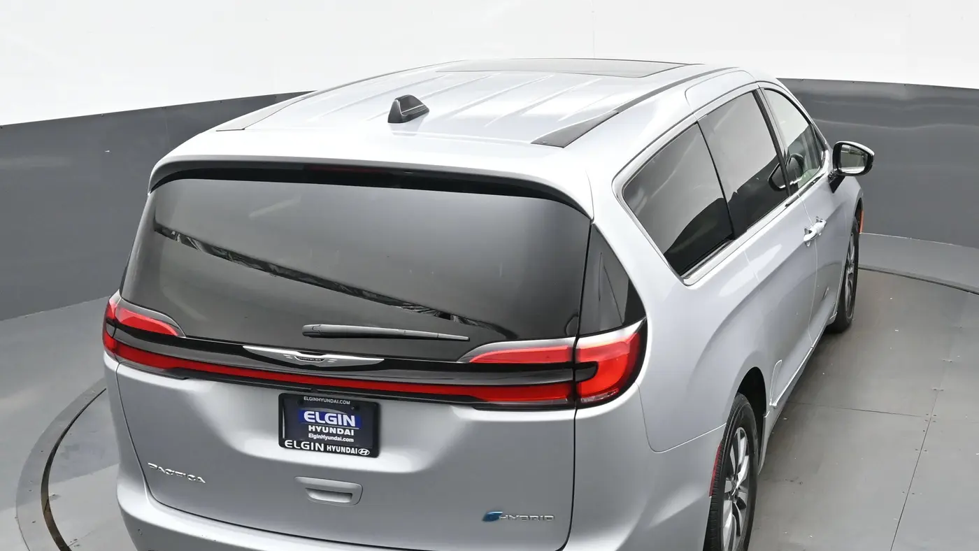 2023 Chrysler Pacifica Plug-In Hybrid Limited