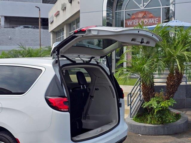 2024 Chrysler Pacifica - $18,984
