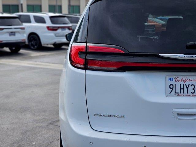 2024 Chrysler Pacifica - $18,984