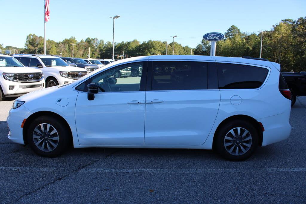2024 Chrysler Pacifica