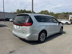 2024 Pacifica Plug-In Hybrid Thumbnail 5