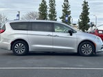 2024 Pacifica Plug-In Hybrid Thumbnail 7