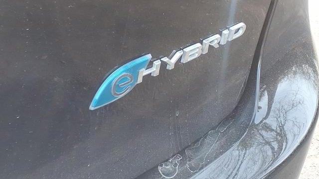 2024 Chrysler Pacifica Plug-In Hybrid Road Tripper