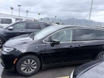 2024 Pacifica Plug-In Hybrid Thumbnail 4