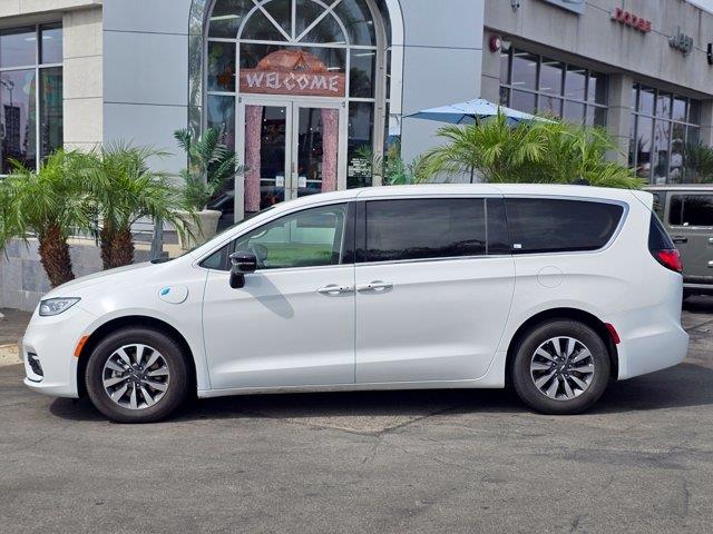 2024 Chrysler Pacifica - $18,774
