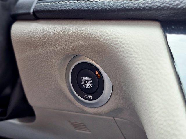 2024 Chrysler Pacifica - $18,774