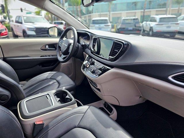 2024 Chrysler Pacifica - $18,774