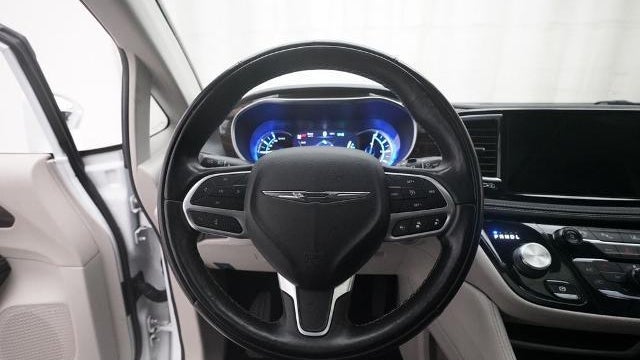 2022 Chrysler Pacifica Hybrid Limited