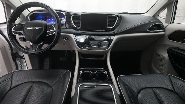 2022 Chrysler Pacifica Hybrid Limited