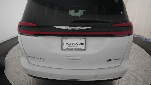 2022 Chrysler Pacifica Hybrid Limited