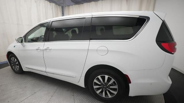 2022 Chrysler Pacifica Hybrid Limited