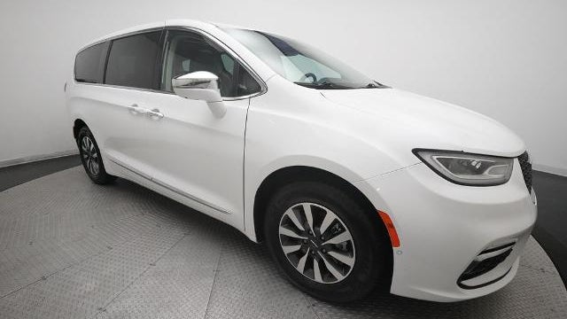 2022 Chrysler Pacifica Hybrid Limited