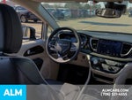2023 Pacifica Plug-In Hybrid Thumbnail 18
