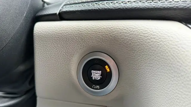 2024 Chrysler Pacifica Plug-In Hybrid S Appearance